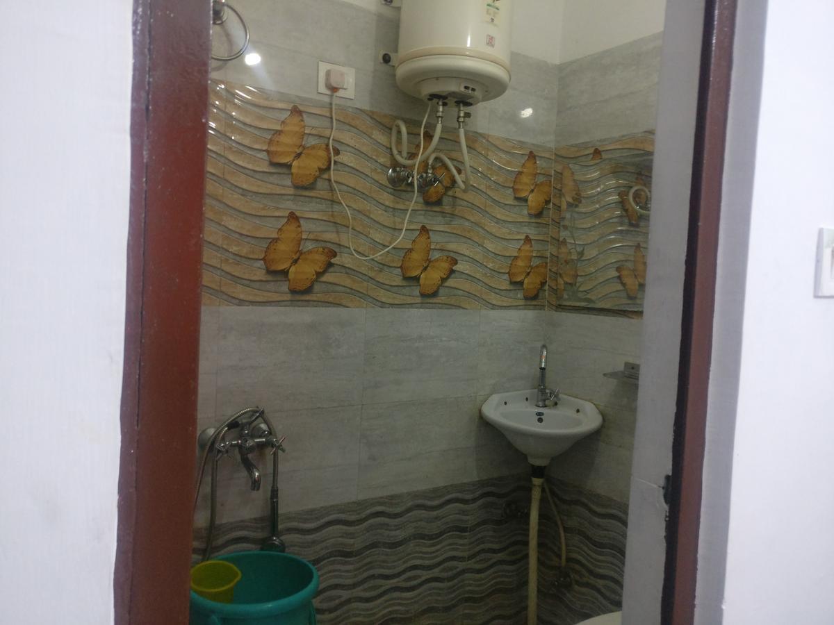 לנסדאון Galaxy Hotel & Restaurant מראה חיצוני תמונה